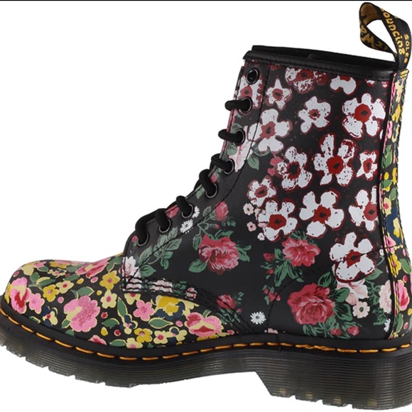Dr. Martens 1460 Pascal Darcy Floral boots, 90s vibe boot - Picture 5 of 7